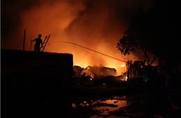 Cháy lớn tại chợ biên giới Hòa Bình - Tây Ninh 